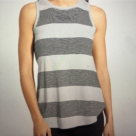 Athleta Breezy Flowy Gray Navy Striped Recerback Tank‎ Top Small - Picture 1 of 7